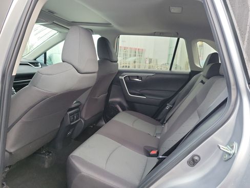 Used 2023 Toyota RAV4 XLE image 9