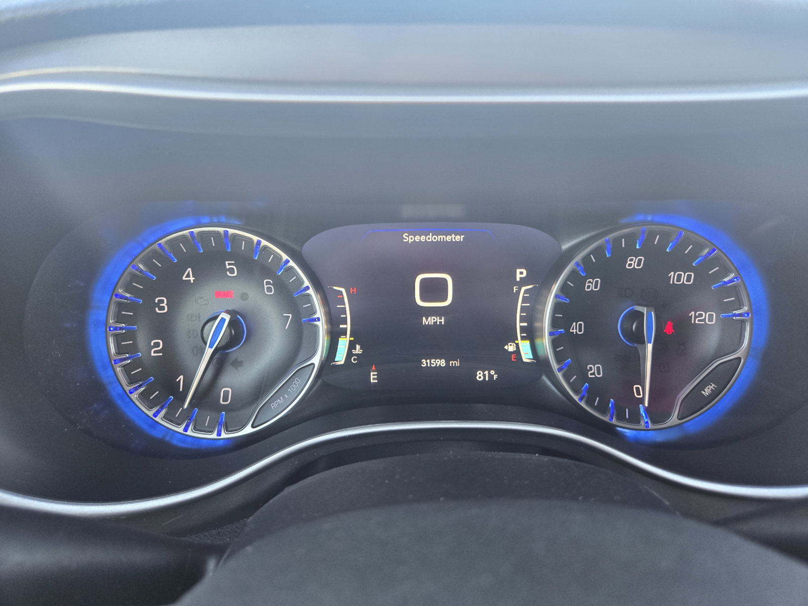 Used 2023 Chrysler Pacifica Touring-L FWD image 17