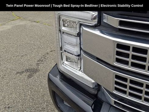 Used 2017 Ford F350 Platinum w/ Platinum Ultimate Package AWD/4WD image 19