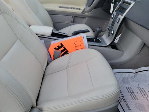 Used 2008 Volvo C70 T5 image 32