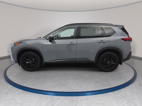 Certified 2023 Nissan Rogue SV w/ SV Premium B Package FWD image 8