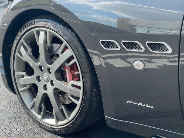 Used 2016 Maserati GranTurismo Sport RWD image 15