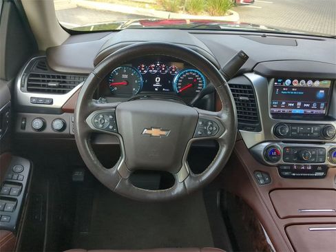 Used 2018 Chevrolet Tahoe Premier image 17