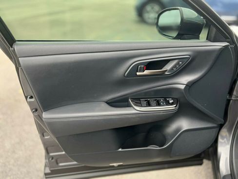 Used 2024 Toyota Crown Platinum image 16