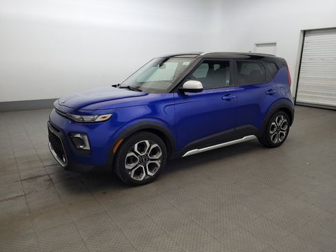 Used 2021 Kia Soul X-Line FWD image 2
