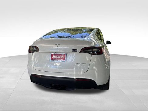 Used 2023 Tesla Model Y Long Range AWD/4WD image 10