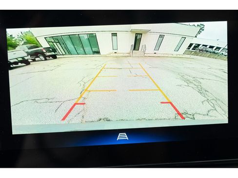 Used 2025 Chevrolet Trax RS w/ Driver Confidence Package FWD image 23