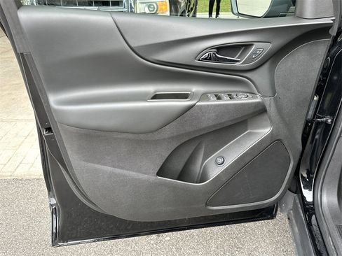 Certified 2024 Chevrolet Equinox LT image 11