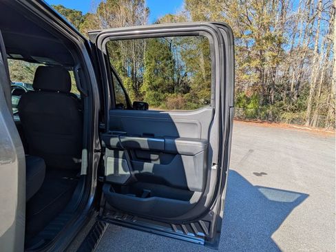 Used 2022 Ford F150 XLT w/ Equipment Group 302A High image 27