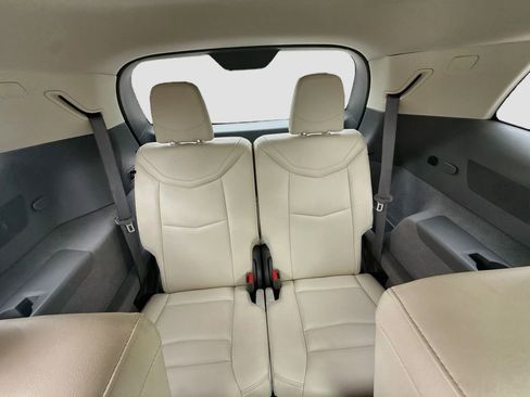 Used 2021 Cadillac XT6 Premium Luxury AWD/4WD image 29