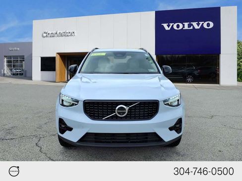 New 2026 Volvo XC40 B5 Ultra w/ Climate Package image 8