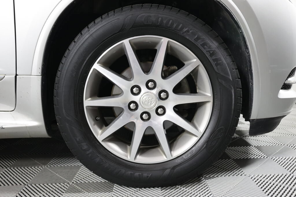 Used 2014 Buick Enclave Leather AWD/4WD image 6