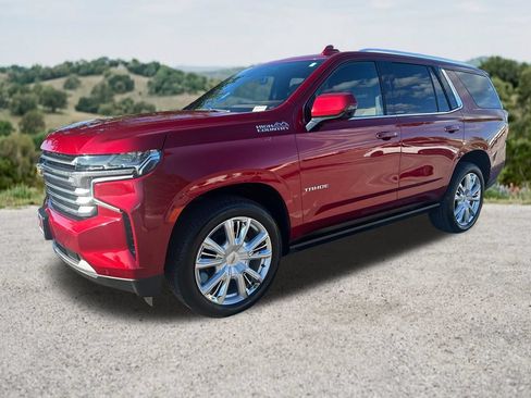 Used 2021 Chevrolet Tahoe High Country w/ Premium Package RWD image 3