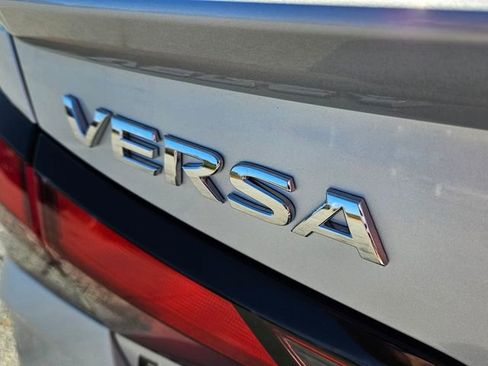 New 2025 Nissan Versa SR w/ Trunk Package image 11