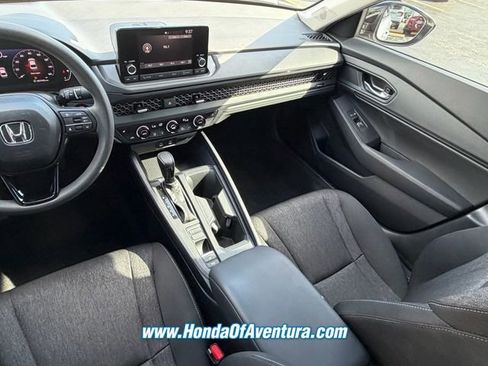 Certified 2025 Honda Accord SE image 10