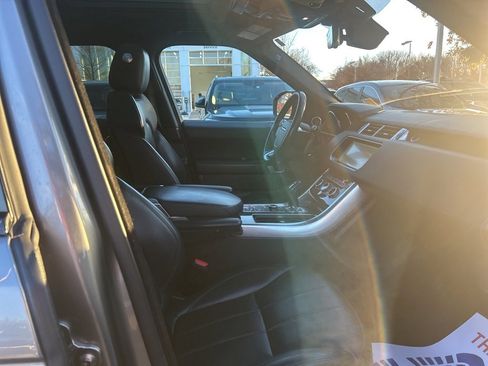 Used 2017 Land Rover Range Rover Sport HSE image 29