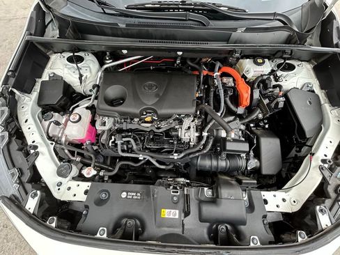 Used 2021 Toyota RAV4 XSE image 33