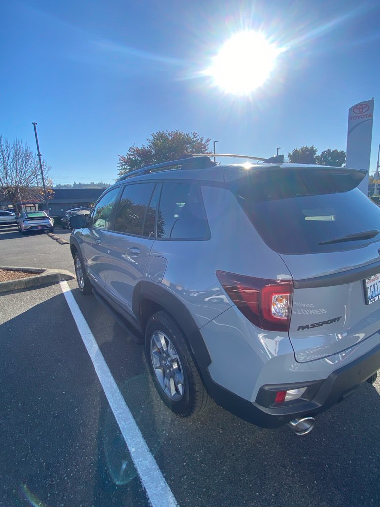 Used 2023 Honda Passport TrailSport image 4