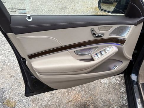 Used 2015 Mercedes-Benz S 550 S 550 4MATIC Sedan 4D image 27