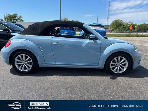 Used 2013 Volkswagen Beetle TDI FWD image 8