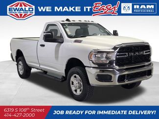 New 2024 RAM 2500 Tradesman w/ Chrome Appearance Group AWD/4WD video 1