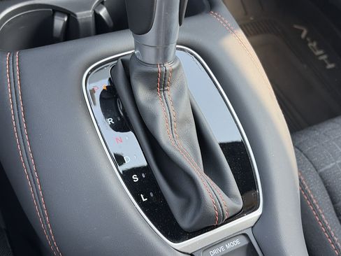 Certified 2026 Honda HR-V Sport image 34