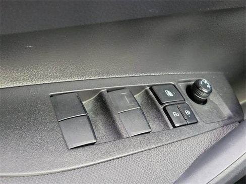 Used 2025 Toyota Corolla LE image 12