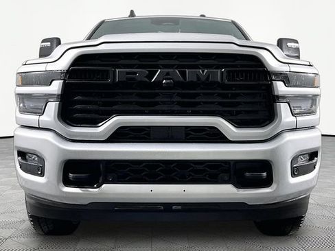 Used 2026 RAM 2500 Big Horn AWD/4WD image 2