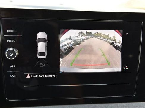 Certified 2025 Volkswagen Jetta Sport FWD image 13