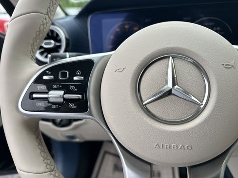 Used 2020 Mercedes-Benz E 450 Coupe image 22