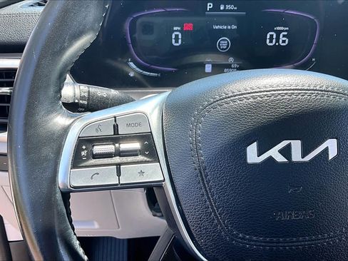 Used 2024 Kia Telluride S w/ S Sunroof Package FWD image 23