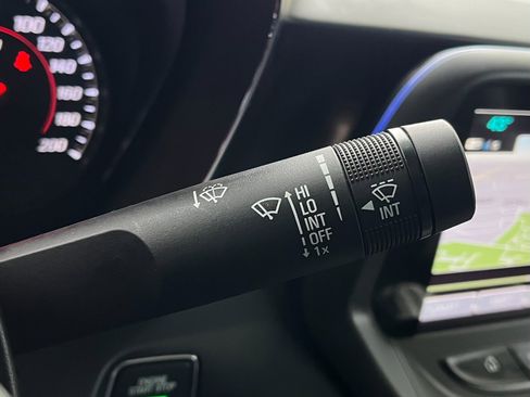 Used 2018 Chevrolet Camaro SS image 32