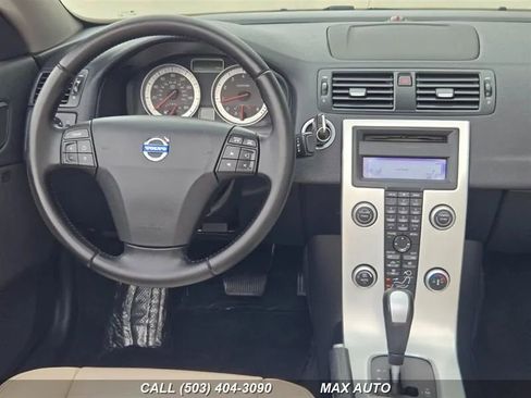 Used 2013 Volvo C70 T5 image 33