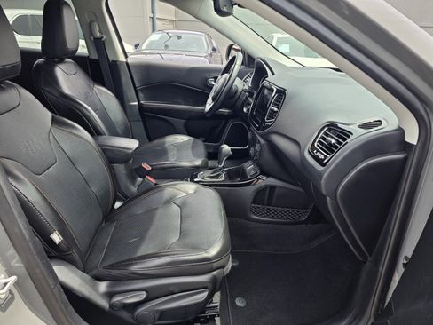 Used 2020 Jeep Compass Limited FWD image 10