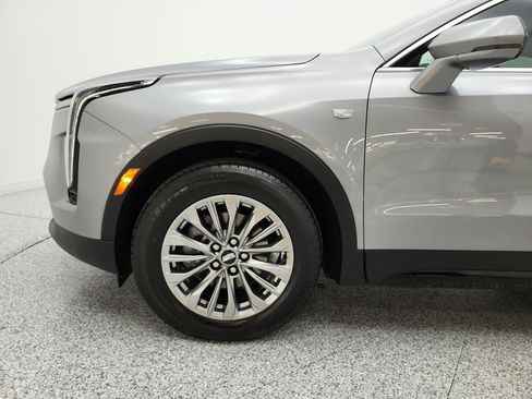 Used 2024 Cadillac XT4 Premium Luxury AWD/4WD image 21