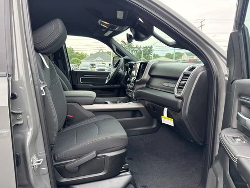 New 2026 RAM 2500 Big Horn AWD/4WD image 25