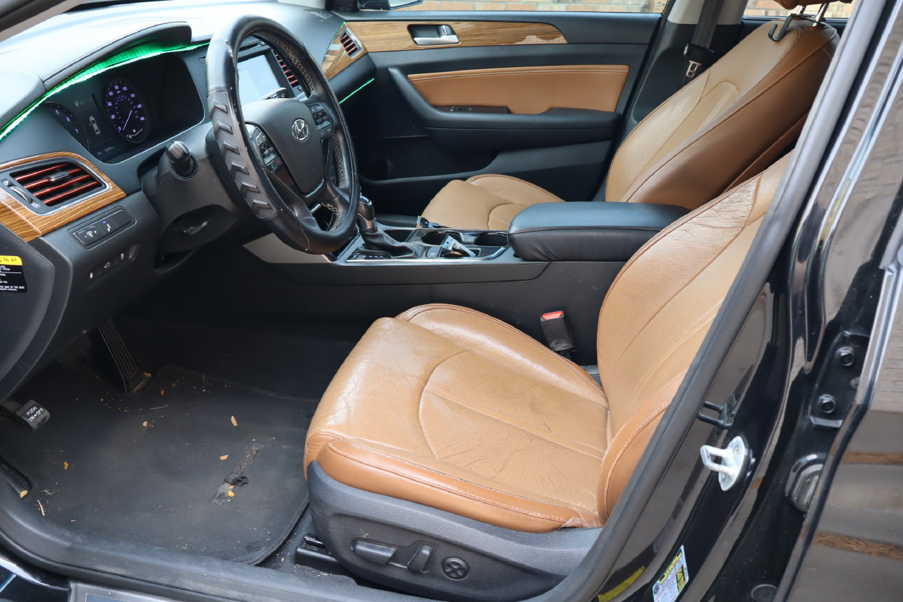 Used 2015 Hyundai Sonata Limited w/ Option Group 05 FWD image 15