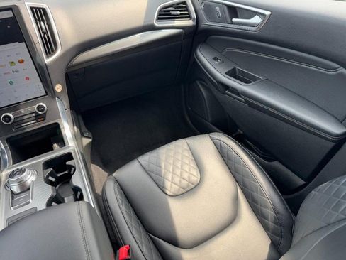 Used 2024 Ford Edge Titanium AWD/4WD image 15