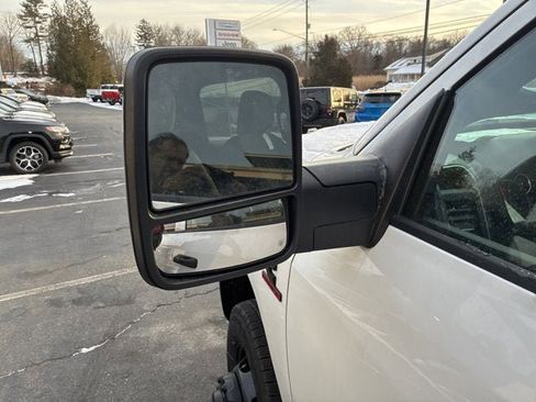 New 2026 RAM 3500 Tradesman image 18