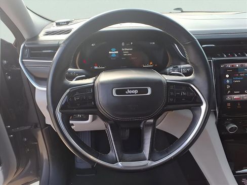 Used 2021 Jeep Grand Cherokee L Overland w/ Luxury Tech Group IV image 5