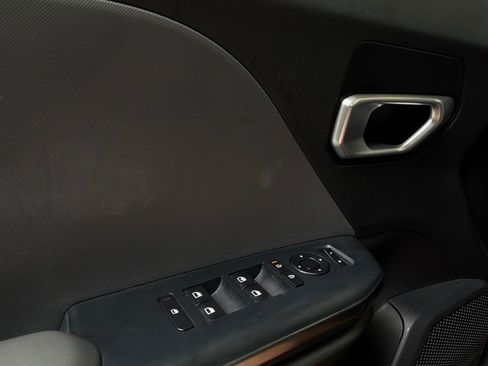 Used 2025 Kia K4 FWD image 20