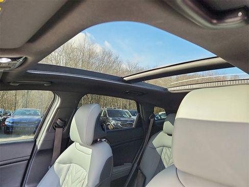 Certified 2023 Kia Sportage X-Line w/ X-Line Premium Package image 15