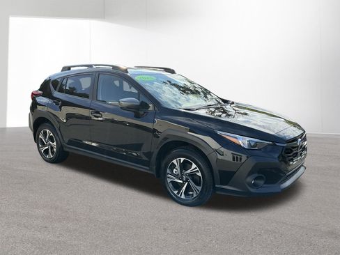Used 2025 Subaru Crosstrek 2.5i Premium AWD/4WD image 9