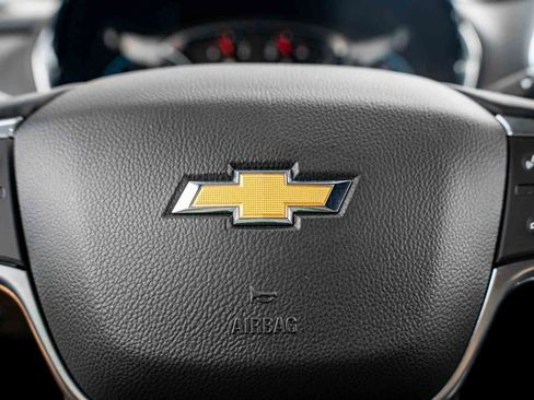 Certified 2023 Chevrolet Traverse LT FWD image 14