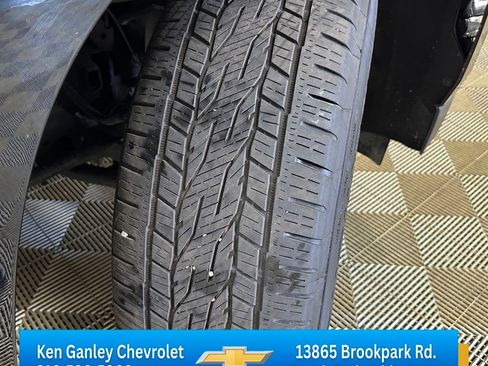 Used 2023 Chevrolet Tahoe LT w/ Luxury Package AWD/4WD image 29