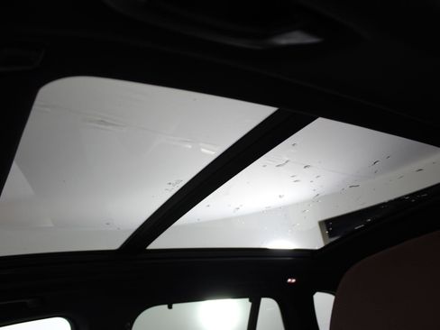 New 2026 BMW X5 xDrive40i w/ Climate Comfort Package image 13