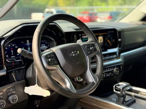 Used 2024 Chevrolet Silverado 1500 RST w/ All Star Edition Plus AWD/4WD image 10