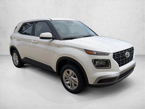 New 2026 Hyundai Venue SE FWD image 7