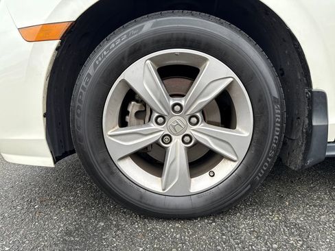 Used 2018 Honda Odyssey EX-L image 31