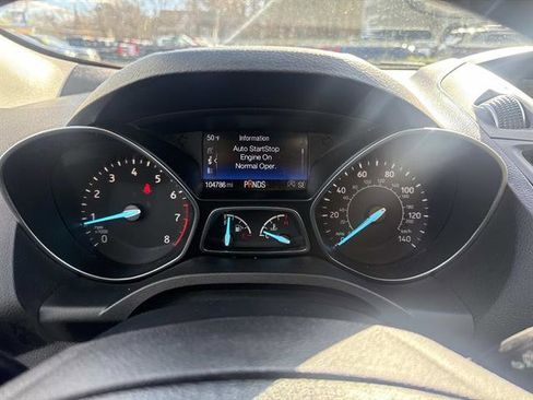 Certified 2018 Ford Escape SE image 33